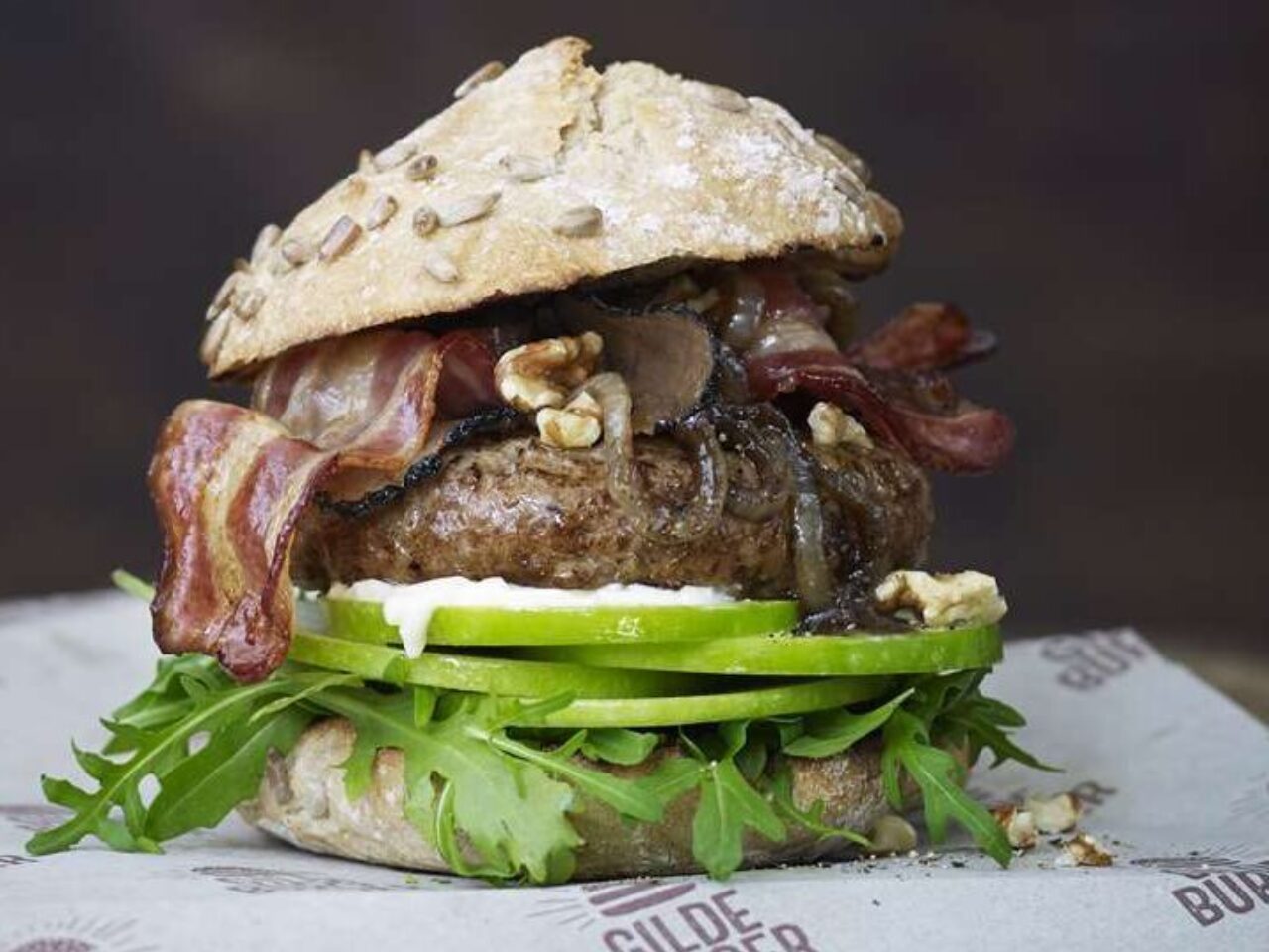 Gilde Hamburger Med Karamelisert Lok