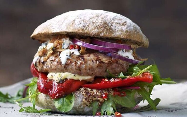 Hamburger med blamuggost