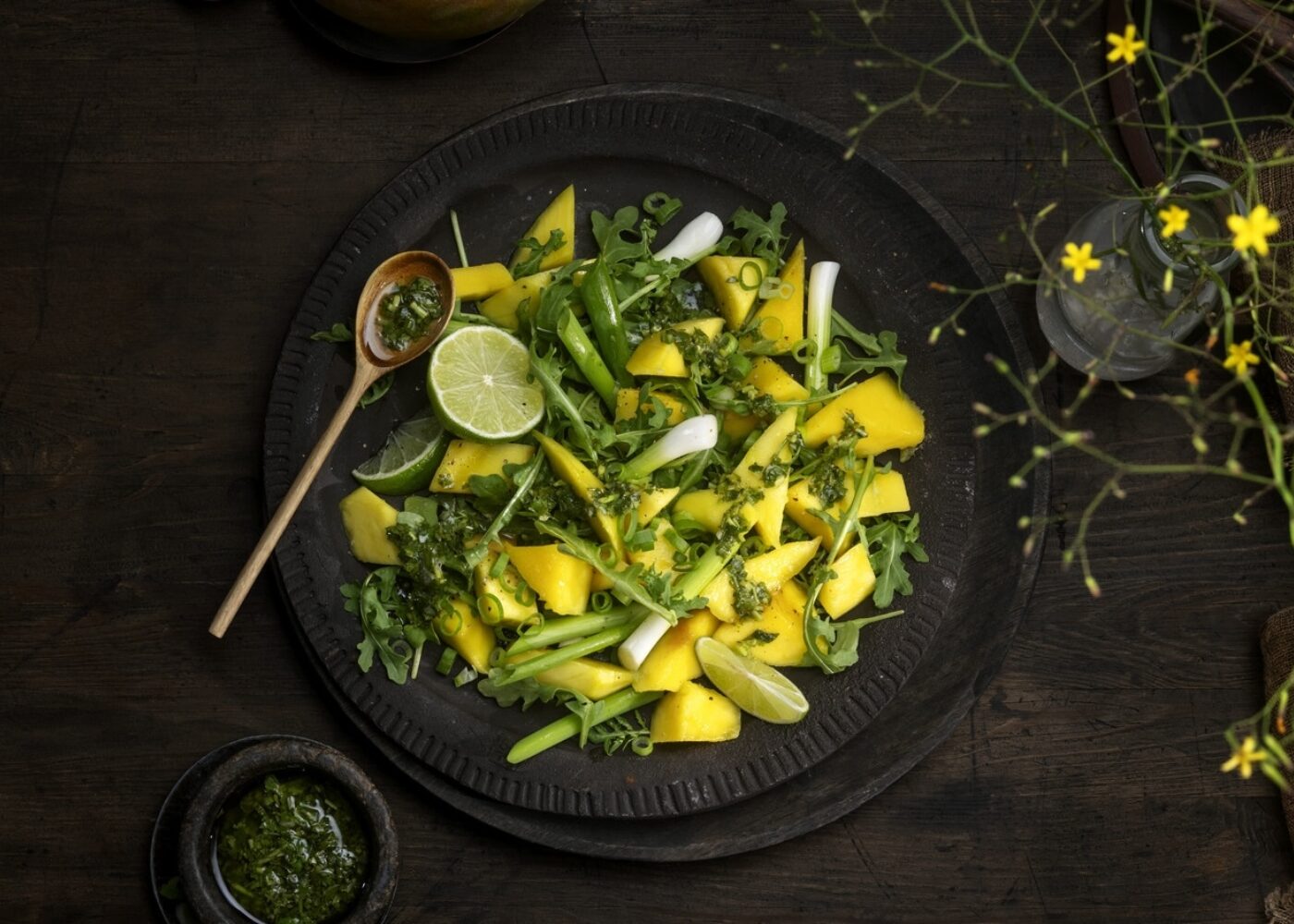 Mangosalat med avokado varlok